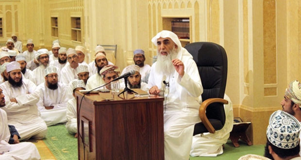 جامع السلطان تيمور بن فيصل بالسيب يستضيف الداعية خالد الجبير 