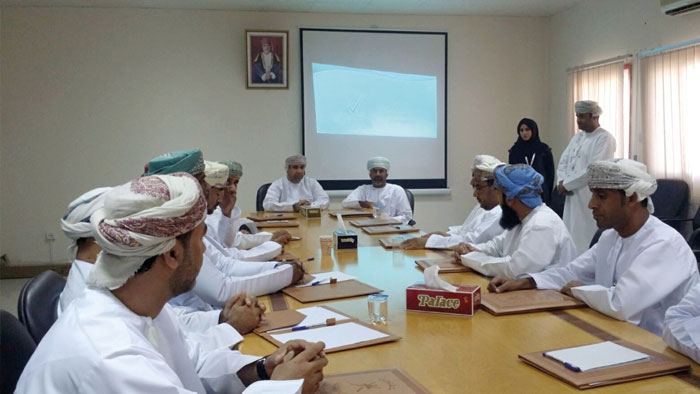 لجنة انتخابات الشورى تعقد إجتماعها الرابع بولاية الخابورة