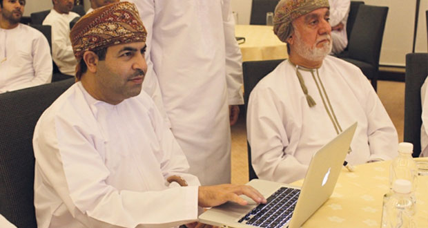 مواجهات نارية في أولى بطولات ديوان البلاط السلطاني في كرة القدم