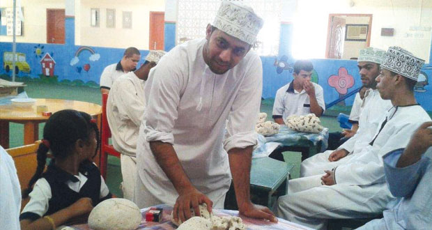 حلقة فنية لفريق "كن معي " لذوي الأمل بقريات
