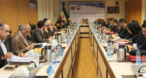 بحث إمكانيات التعاون بين السلطنة وإيران في مجالات المناطق الحرة