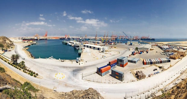 ميناء صلالة يحقق رقما قياسيا جديدا بمناولة أكثر من 1.2 مليون طن متري
