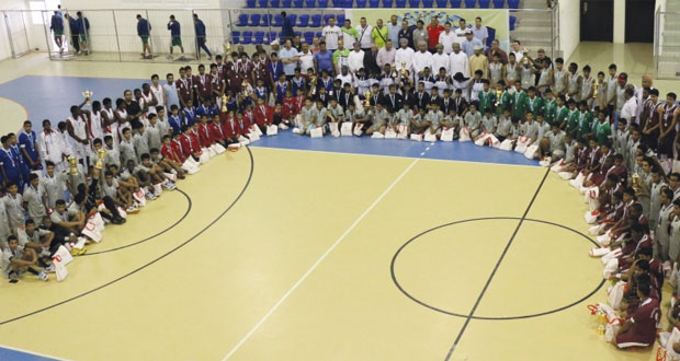 تدشين أول منهاج عماني للمدربين بانطلاق حلقة العمل التأهيلية الأولى لمراكز إعداد الناشئين