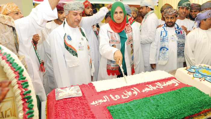 المستشفى السلطاني يحتفل بالعيد الوطني الخامس والأربعين المجيد