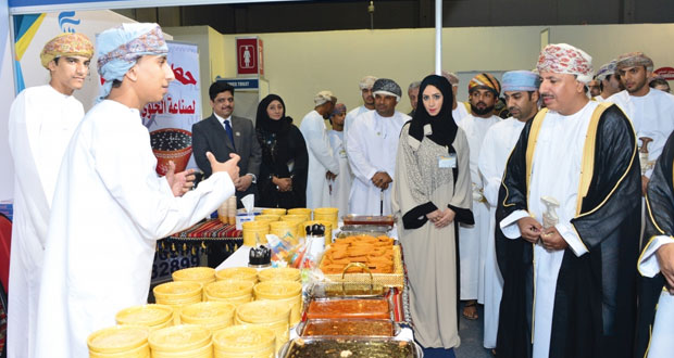 انطلاق معرض منتجات رواد الأعمال (ابداعات عمانية3 ) بمركز عمان الدولي للمعارض