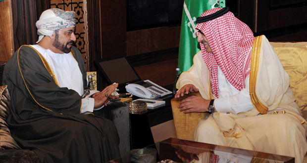 وزير الداخلية يلتقي ولي العهد السعودي