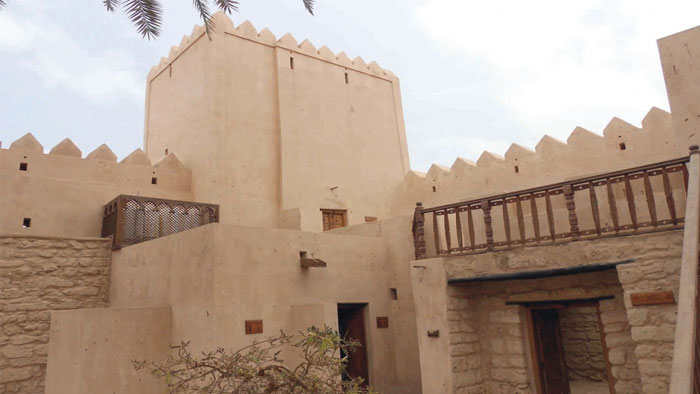 "حصن طاقة" معلم تاريخي وأسلوب حياة