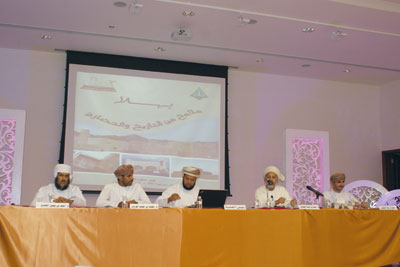 ندوة "بهلاء ملامح من التاريخ والحضارة" لمكتبة بهلاء الثقافية العامة