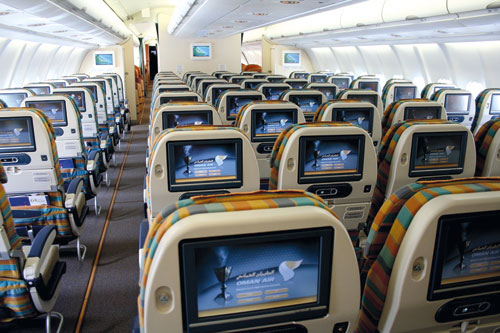 الطيران العماني يحقق لقبين عالميين في حفل جوائز السفر العالمي2015