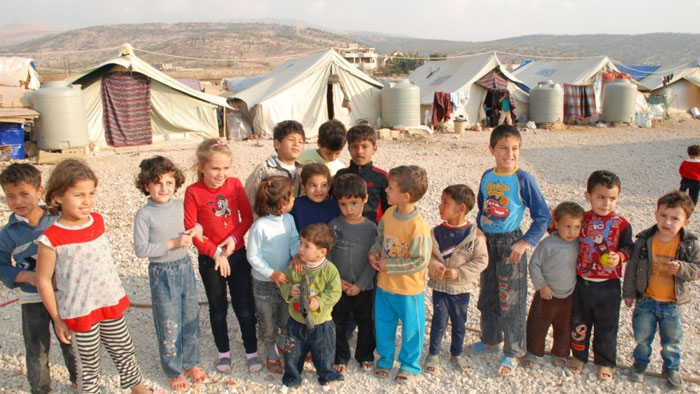 النازحون السوريون في لبنان: أحلام صعبة التحقيق وحياة بلا أنسنة 