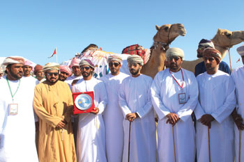 تواصل فعاليات المهرجان السنوي السادس عشر لمزاينة الإبل بسيح الطيبات