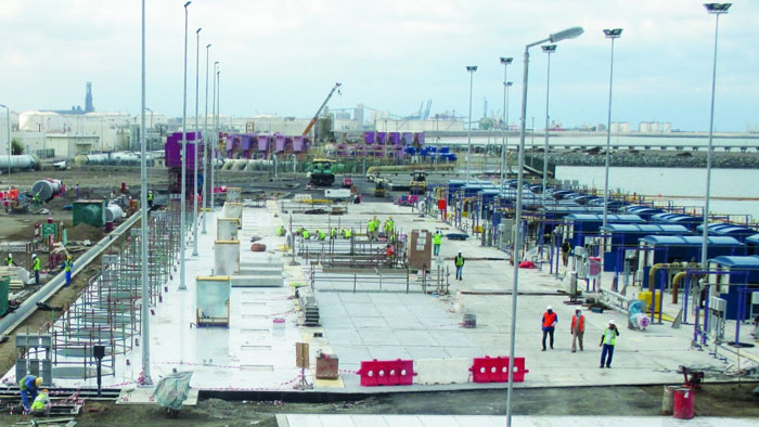 تدشين المحطة الثانية لسحب مياه البحر لأغراض المشاريع الصناعية بميناء صحار