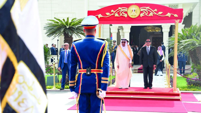 قمة مصرية سعودية تبحث قضايا المنطقة وتدعيم العلاقات الثنائية