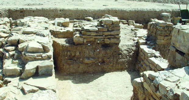 حصن "سلوت" ببهلاء يحكي عظمة التاريخ والمكان ويؤكد عمق الحضارة العمانية العريقة