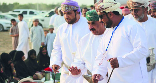 جمعية المرأة العمانية بشناص تشارك بمعرض حرفي للمجتمع المحلي