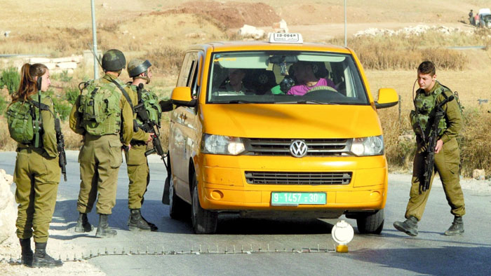 مقتل 4 إسرائيليين وجرح آخرين بعملية فلسطينية في تل أبيب 