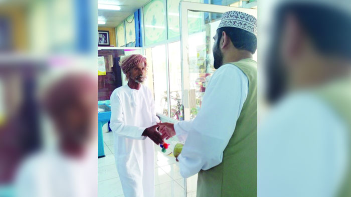 توزيع أكثر من 112 ألف ريال عماني من أموال الزكاة على المستحقين بالسويق