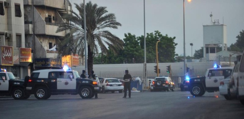 السعودية: هجمات انتحارية قرب "الحرم النبوي" وأخرى في القطيف وجدة