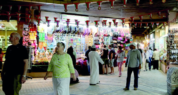 "سوق النور" بمطرح ينتظر حلا لحرارة الصيف في طرقاته و تسمية أزقته