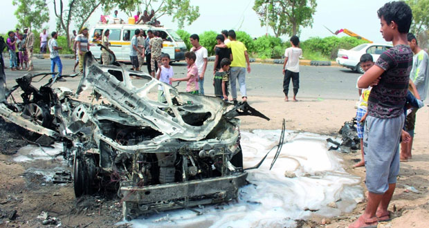 اليمن: الحكومة لن تشارك بمفاوضات الكويت ونجاة محافظ ومدير أمن عدن من &laquo;مفخخة&raquo;