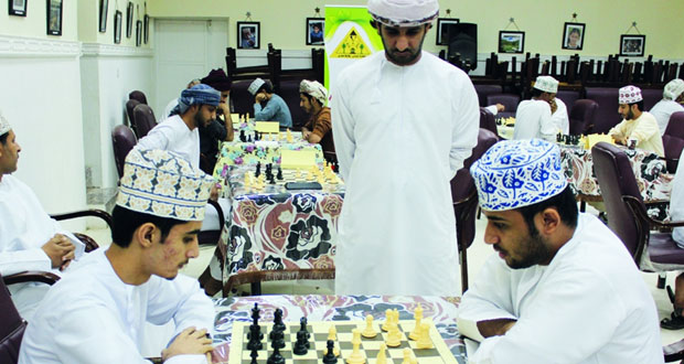  البلوشي بطلاً للشطرنج في برنامج شبابي بنادي عبري