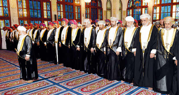 السلطنة تحتفل بأول أيام عيد الأضحى المبارك