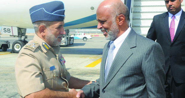  الأمين العام بوزارة الدفاع يعود إلى البلاد