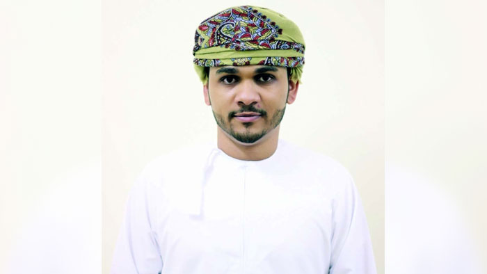 "التواصل الإجتماعي" تتجمل بنوفمبر