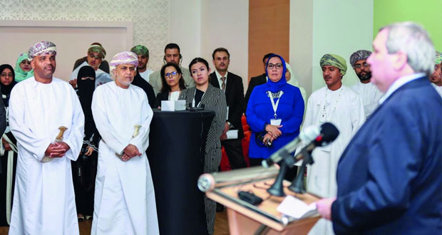 بمشاركة 20 دولة عربية.. حلقة العمل الدولية لتطوير نظام الاحصاءات الحيوية تبحث عرض المقاييس العالمية في كيفية تصنيف وأخذ المعلومات الإحصائية