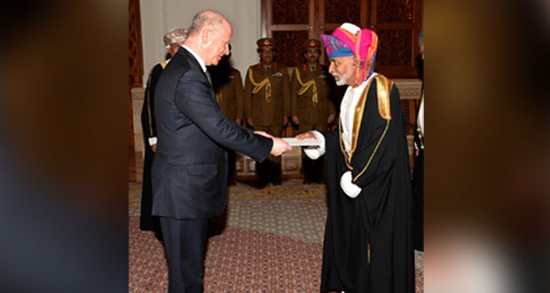 جلالة السلطان يتقبل أوراق اعتماد السفير الأميركي