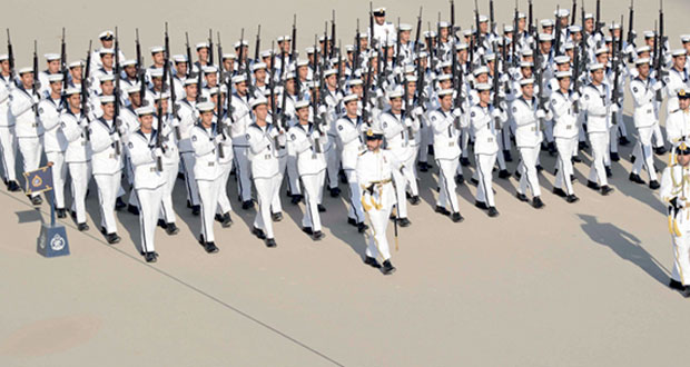 (البحرية) تحتفل بيومي القوات المسلحة والمتقاعدين