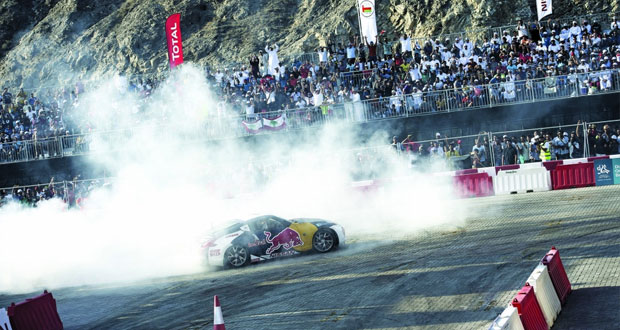  سائقو الدرفت العمانيون يحققون أفضل النتائج مع سيارات نيسان