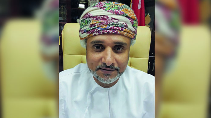  علي الرواس رئيس نادي ظفار لـ (الوطن الرياضي): لا خوف على ظفار والجمل ساعدنا في لائحة الانضباط ومستحقات اللاعبين والمكافآت