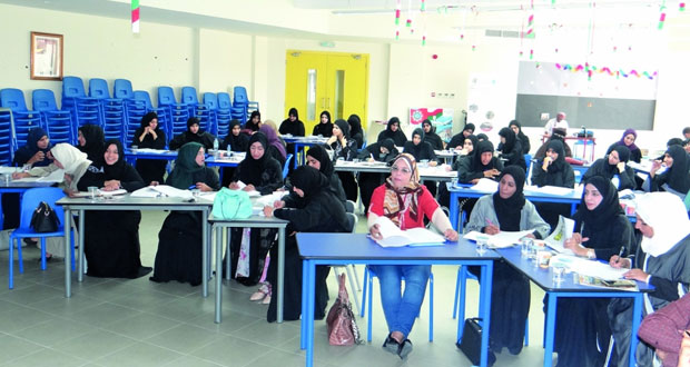 حلقة "المهارات العملية في كتابة قصص الأطفال" تختتم أعمالها بمشاركة "55" متدربا ومتدربة