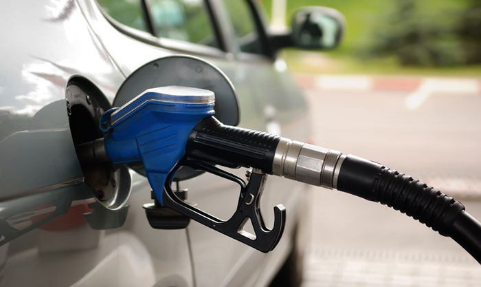 مجلس الوزراء يوجه باستمرار دعم الفئات المتأثرة بارتفاع اسعار الوقود