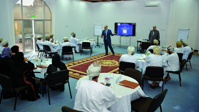 معهد الإدارة العامة يفتتح البرنامج المتكامل في الكفاءة الإدارية