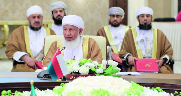 السلطنة تشارك في اللقاء الرابع لرؤساء المحاكم العليا والتمييز لدول المجلس بالبحرين