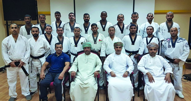 اختتام فعاليات دورة الدفاع عن النفس لمدربي للكاراتيه و التايكواندو