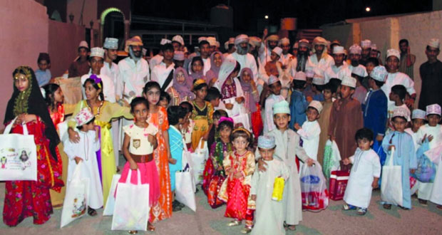 الاحتفال بـ"القرنقشوه " بقريات والعامرات والمصنعة