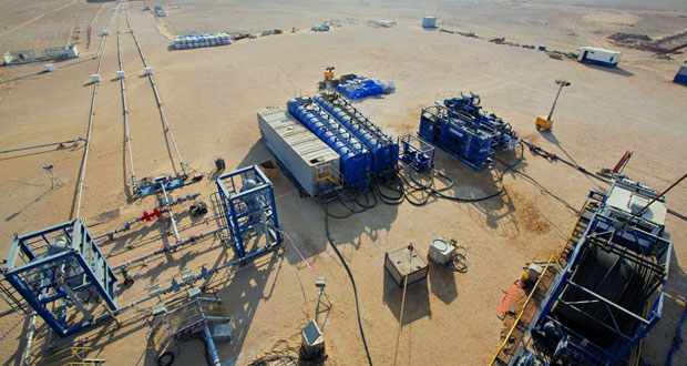 البحث عن الغاز .. رحلة استكشاف مهندسين عُمانيين في حقل خزان