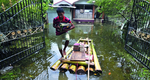 وفاة أكثر من 800 جراء السيول والانهيارات في أنحاء جنوب آسيا