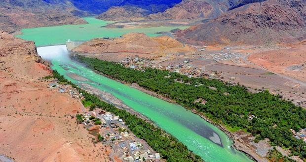 السياحة الداخلية .. تنوع ما بين الجبال والأودية والسهول والقلاع