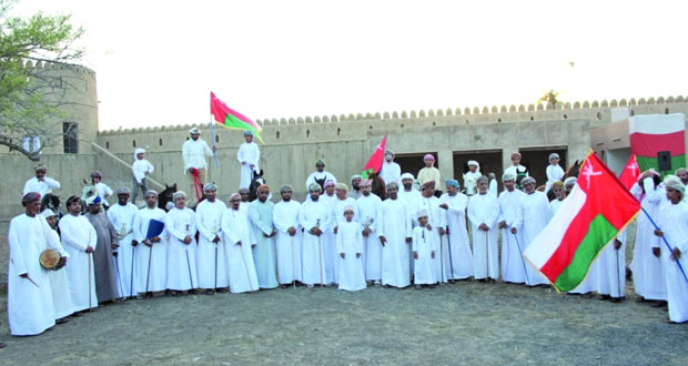 مهرجان للفنون الشعبية بحصن شناص التاريخي