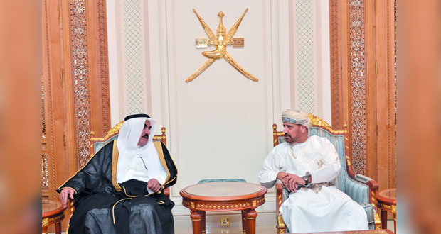 قائد القوات البحرية الملكية السعودية يصل السلطنة