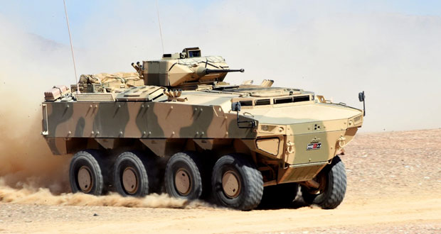  الجيش السلطاني يدشن ناقلة جند مدرعة