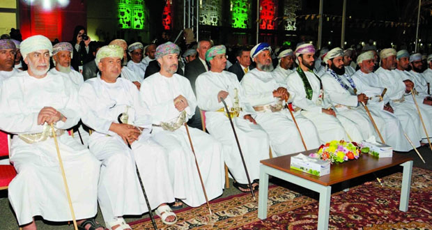شعراء عمانيون يتغنون بحب الوطن ضمن أمسيتين أقيمتا في إبراء ودبا
