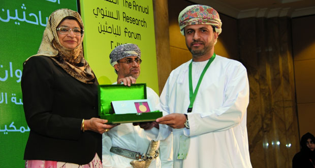 في دورتها الرابعة.. مجلس البحث العلمي يعلن عن فوز 11 مشروعاً بحثياً بالجائزة الوطنية للبحث العلمي وتكريم 6 بحوث طلابية