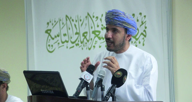  الروائي حسين العبري يصدر كتابا مترجما عن الإنجليزية بعنوان &laquo;ماذا يعني هذا كله؟&raquo;