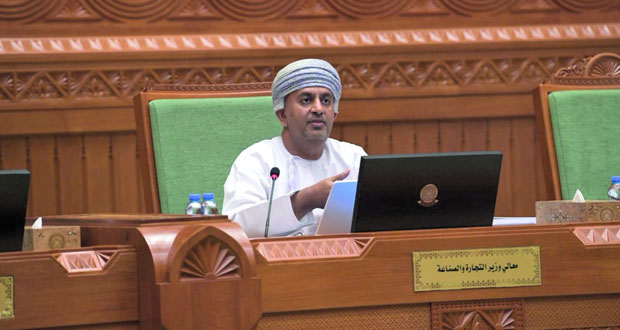  (الشورى) يناقش خطة (التجارة) ودورها في تنمية قطاعات (التنويع) 