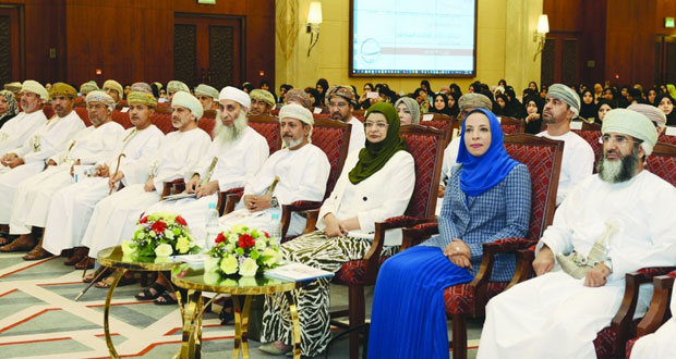 الملتقى الثاني لإدارات المدارس يطرح (46) ورقة عمل بمشاركة (500) من مديري المدارس ومساعديهم